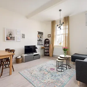 The Tron Square Apartment